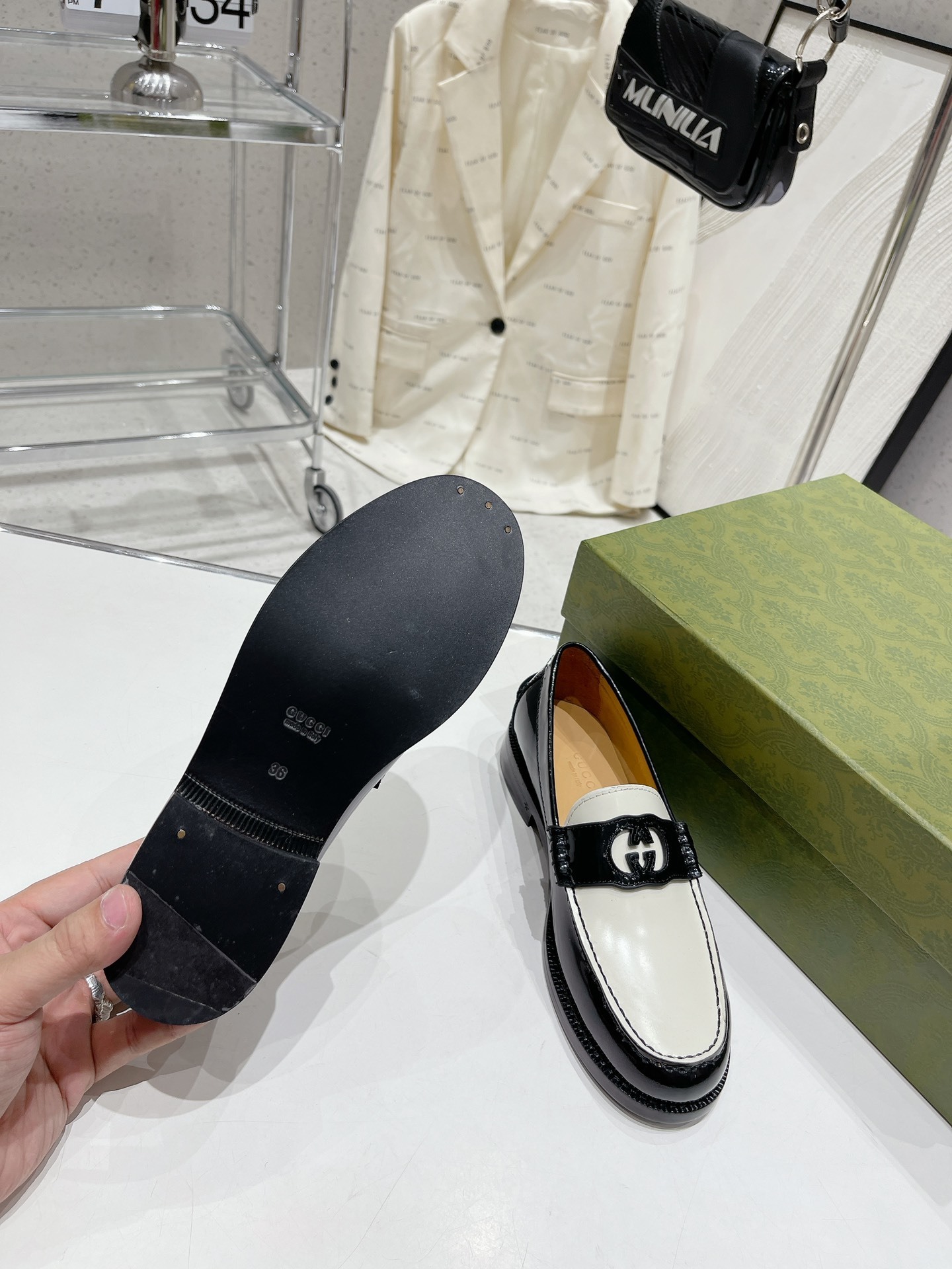 gucci shoes/sneakers-189