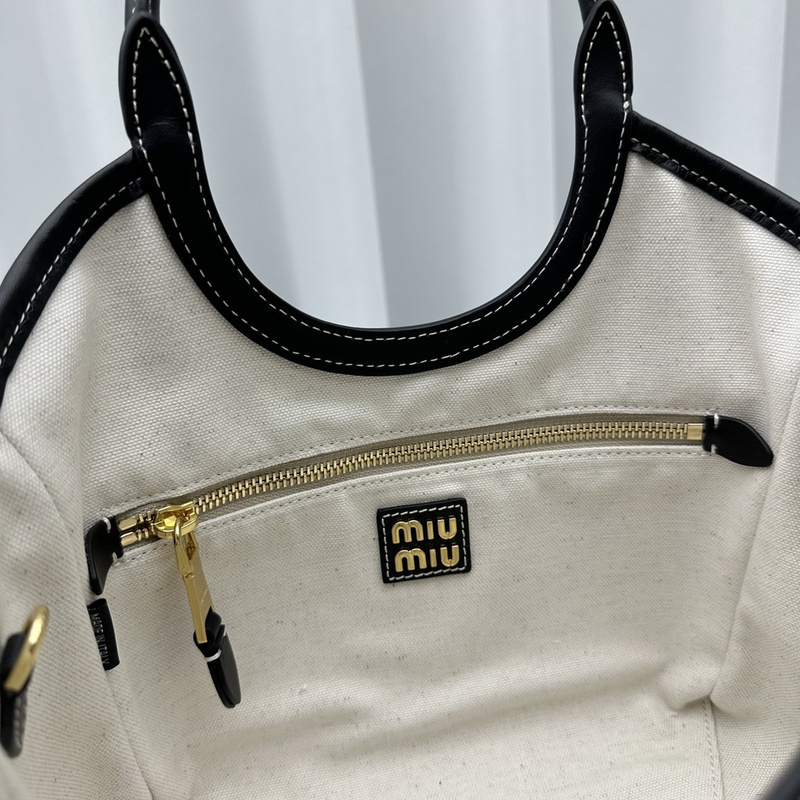 miu miu Miumiu tote bag6A03