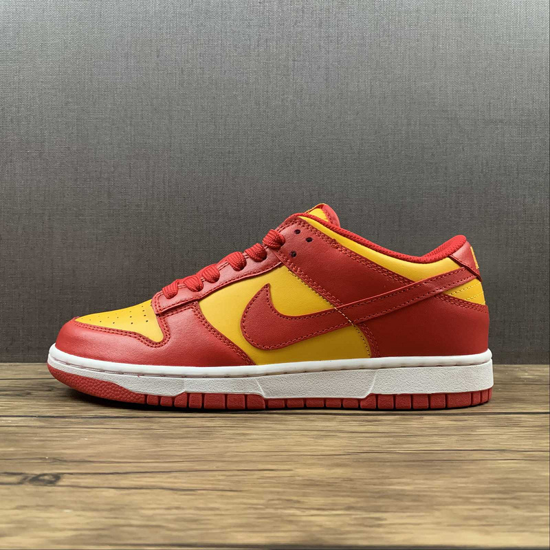 dunk 360 DD1391 701 SB DUNK LOW MIDAS GOLD TOUGH RED WHITE WOMAN 36 39 MAN 40 46 80D8