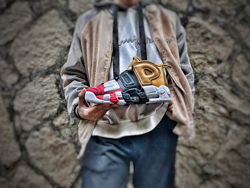 uptempo sup white black gold C549