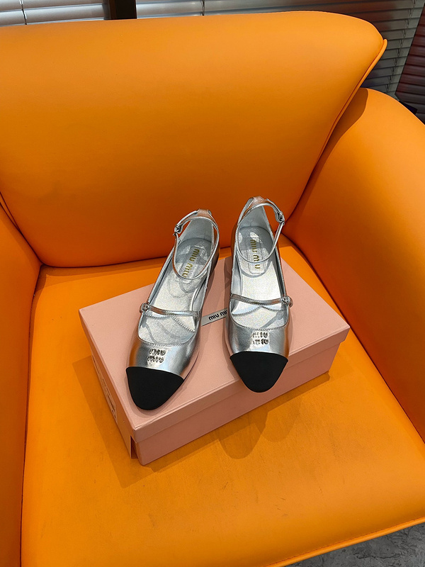 miu miu Miu Baotou sandals 35 40741A