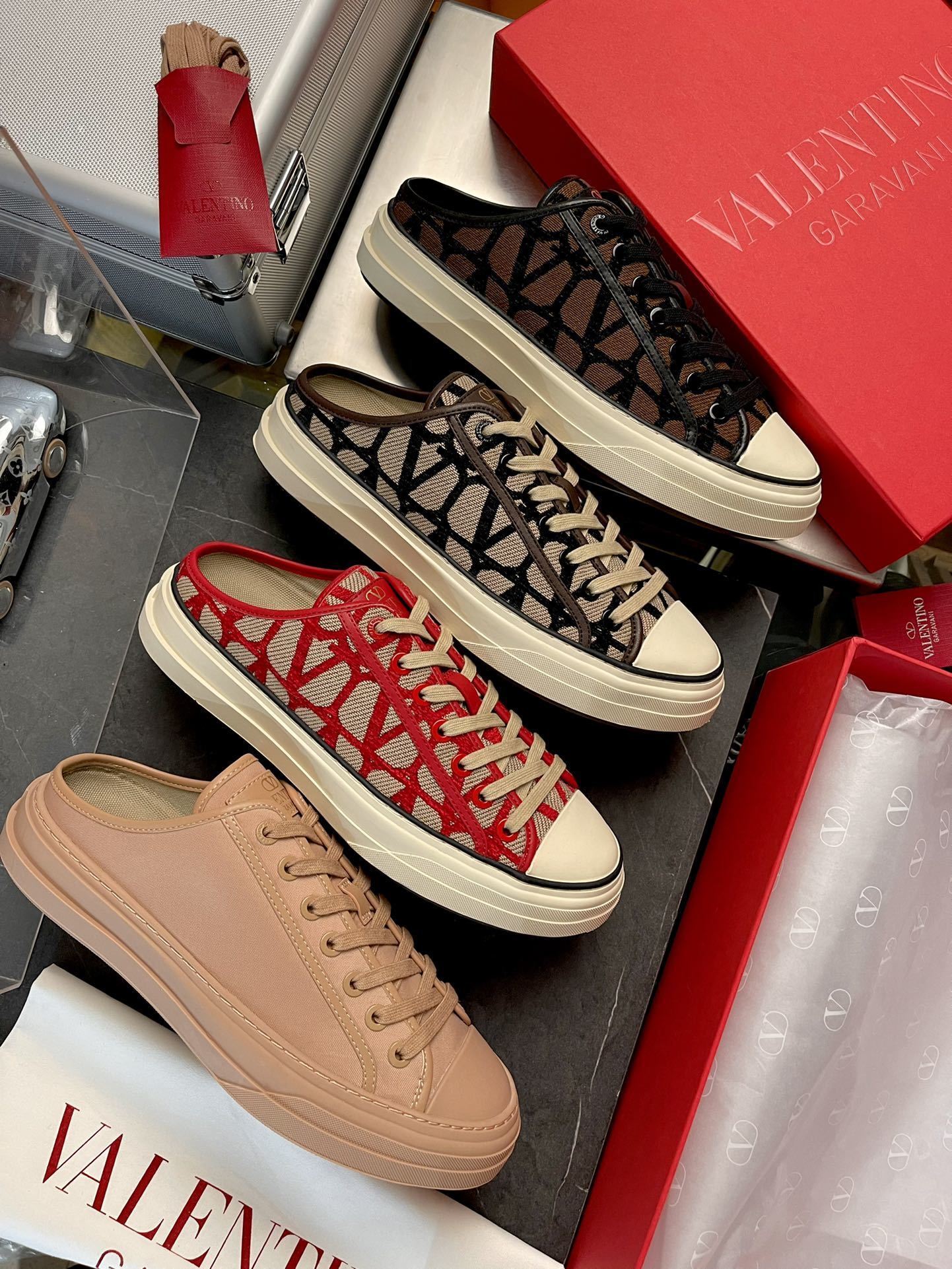 valentino shoes /sneakers-162