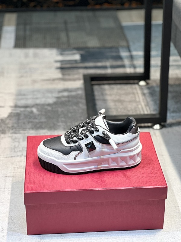 valentino shoes /sneakers-105