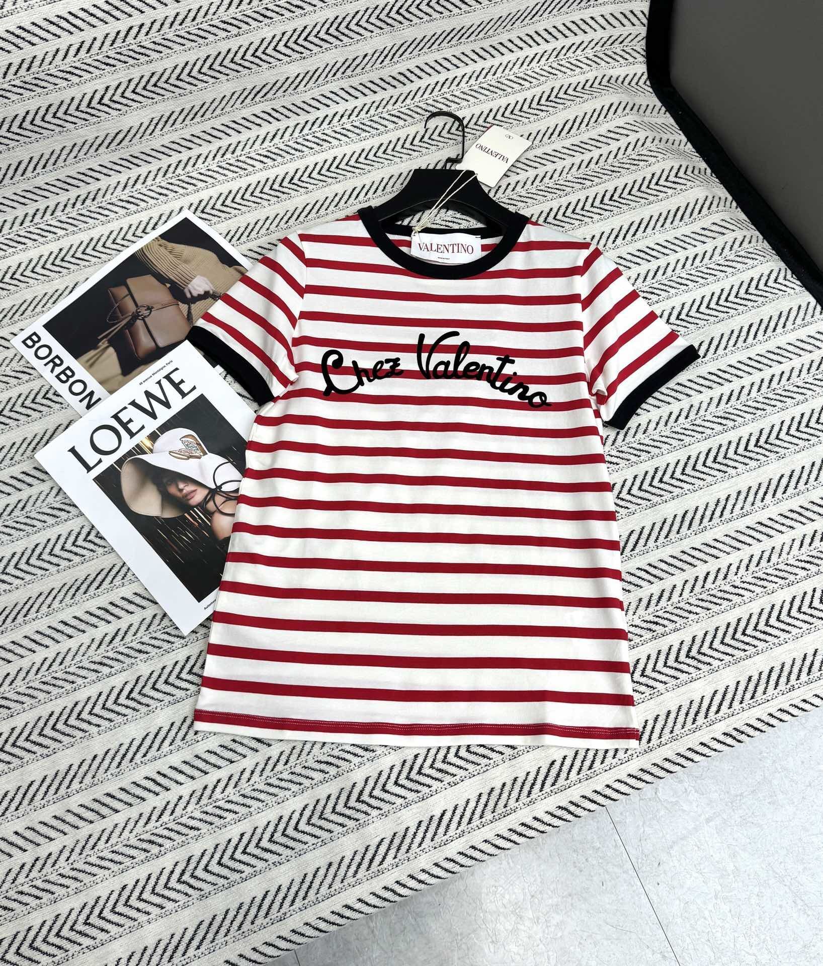valentino tshirt/clothes-002