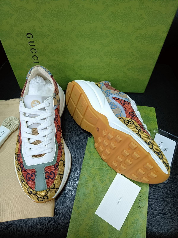 karl lagerfeld GUCCI 104 106E168