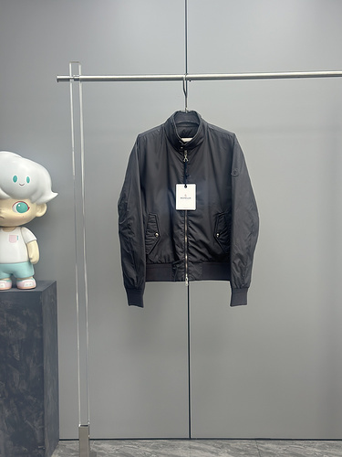 Moncler M0N﹡CLE﹡ COAT 42FE