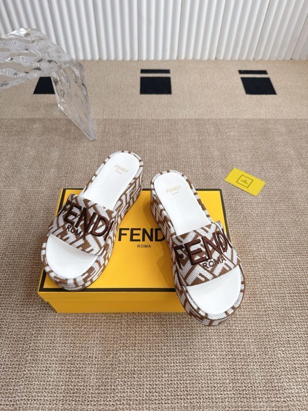 FENDI Women shoes -FENDI 01040B1E