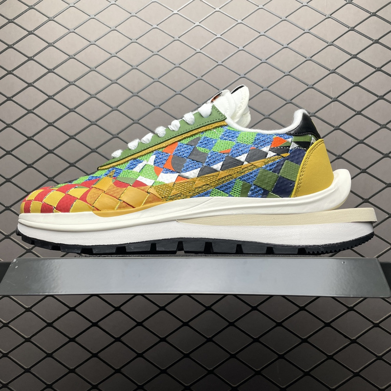 x nike shoes US 70 Sacai x NK WovenGreen Gusto DR5209 300 size 36 468434