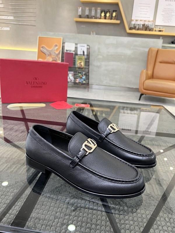 valentino shoes /sneakers-100