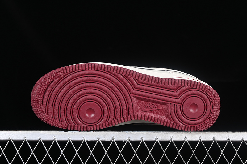 air force 1 300 CW2288 111 AIR FORCE 1 07 LOW WHITE RED WOMAN 36 39 MAN 40 45 2EAF