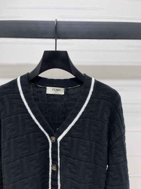 Fendi Women clothes -FENDI 068435B