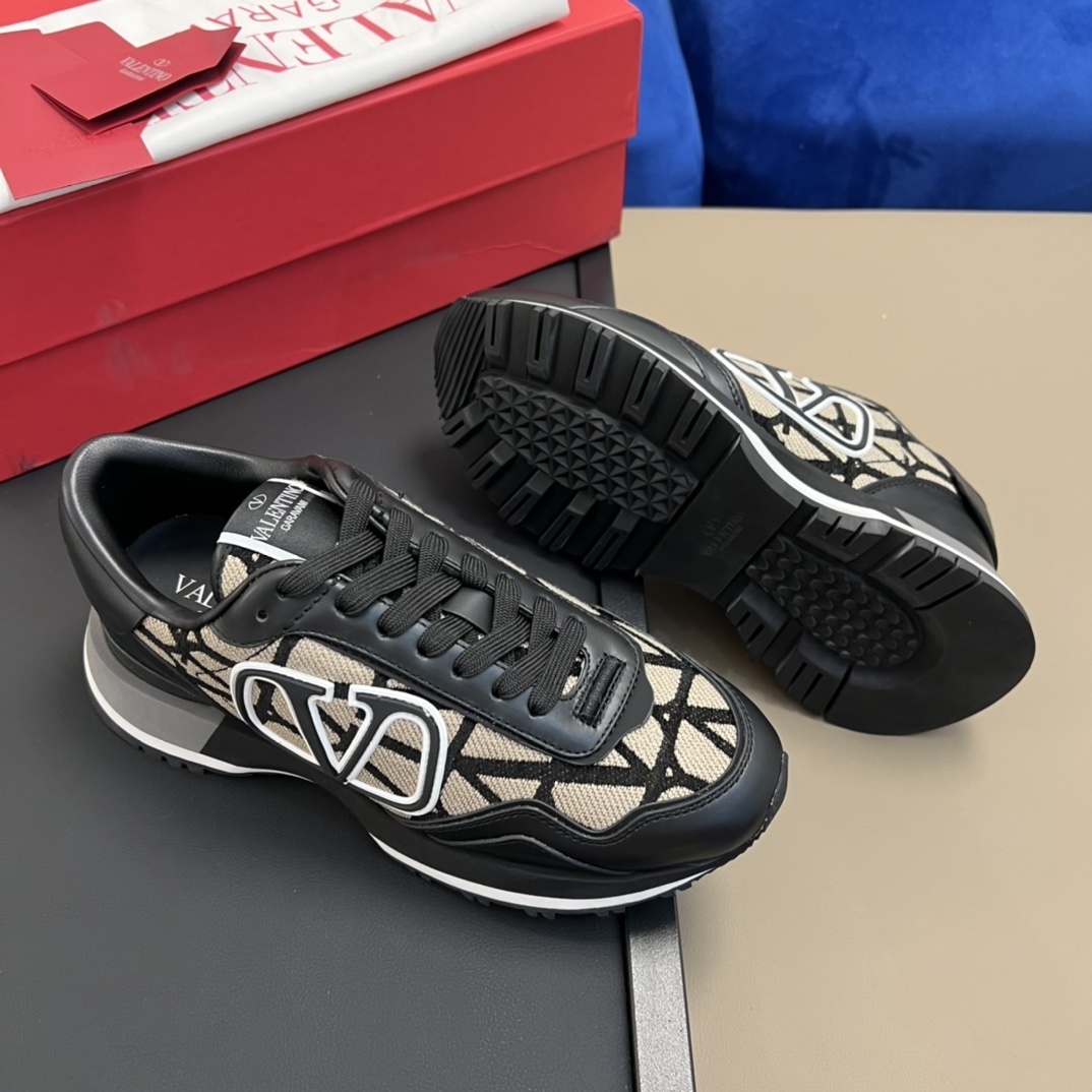 valentino shoes /sneakers-826