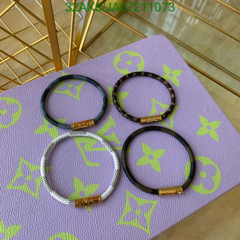 earrings Louis Vuitton personality Jewelry Code JA0721107364FF