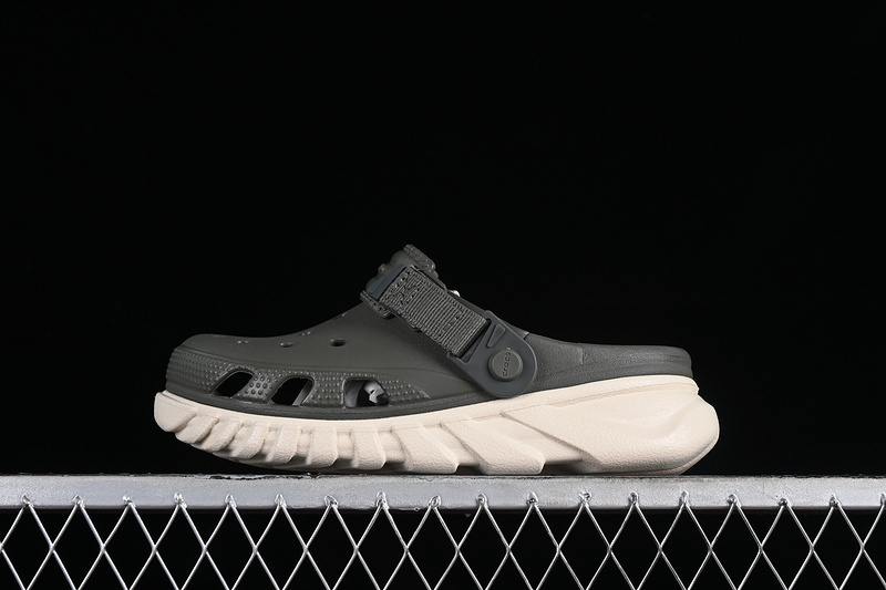 Sandal 【240】[CROCS DUET MAX CLOG GREY∕BLACK]-[WOMAN︰36-39]-[MAN︰40-46] 24C3