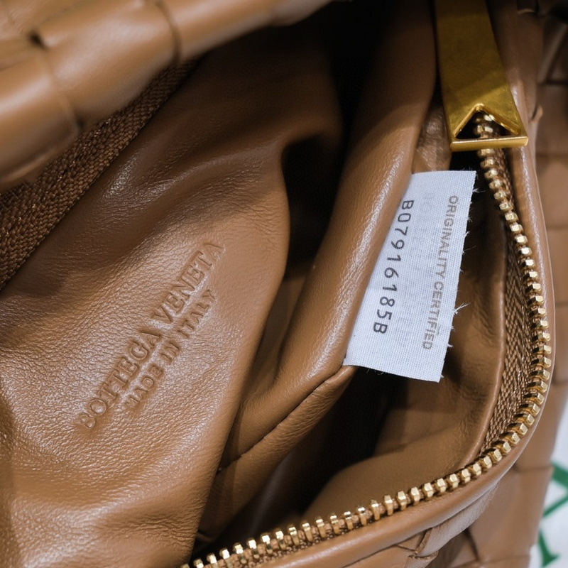 site com bottegass B0T﹡﹡G﹡ V﹡EN﹡ETA BAG(FE5F)