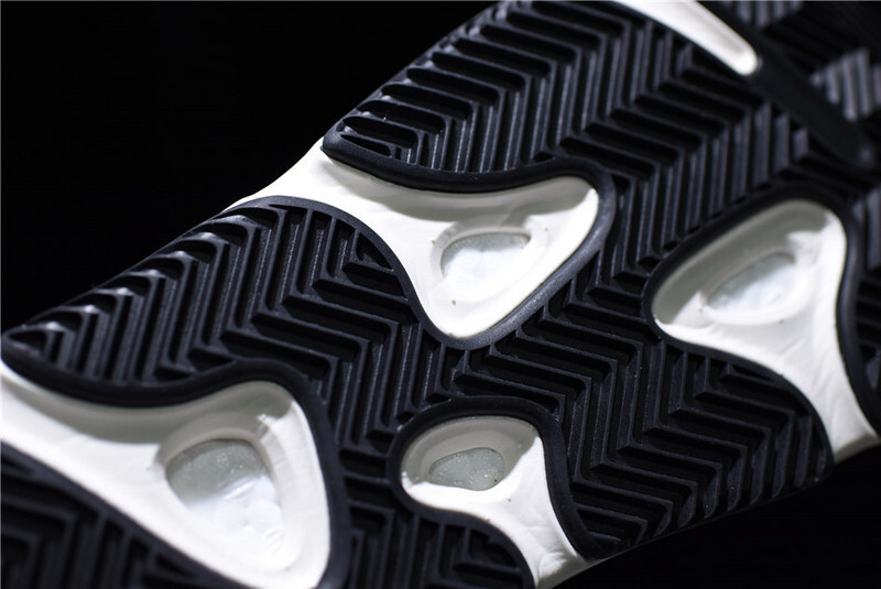 yeezy 700 530 B75571 BC YEEZY BOOST 700 WAVE RUNNER MGSOGR CWHITE CBLACK UNISEX 36 48 856B