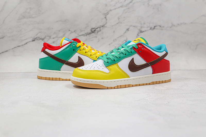 dunk 420 DH0952 100 SB DUNK LOW SE FREE.99 WHITE LIGHT CHOCOLATE ROMA GREEN UNSIEX 36 47.5 E9