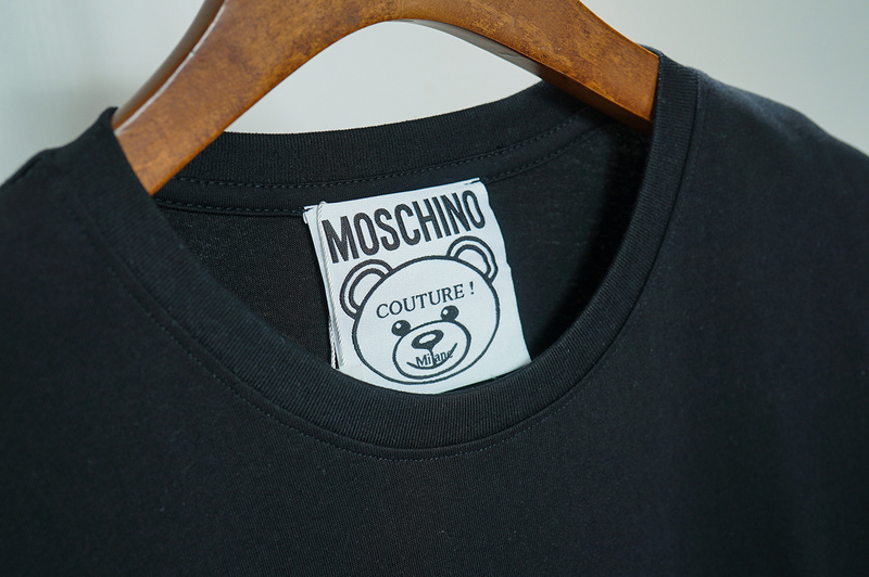 clothes Moschino MOSCHINO T shirt A6B6