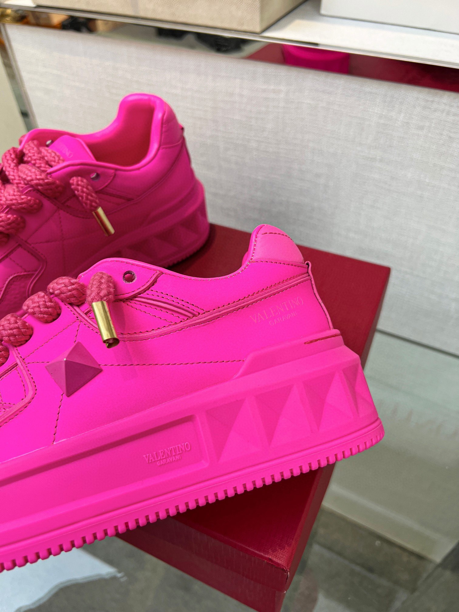 valentino shoes /sneakers-208