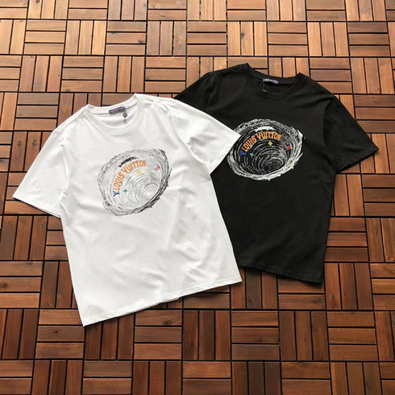 t shirts . 88 L T SHIRT 10030352 im 168cm 55kg i wear size L in the phot 94A0