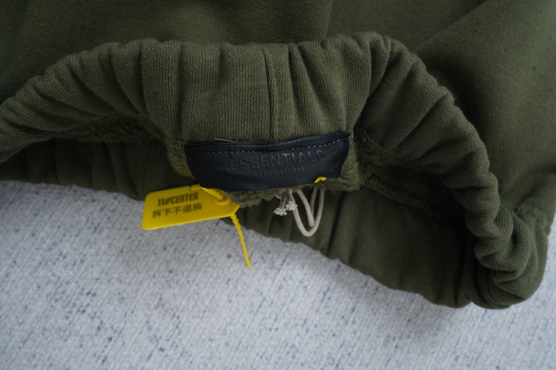 FEAR OF GOD ￥128 FEAR OF GOD ESSENTIALS 24FW 字母印花长裤 绯光红 薰衣紫 �