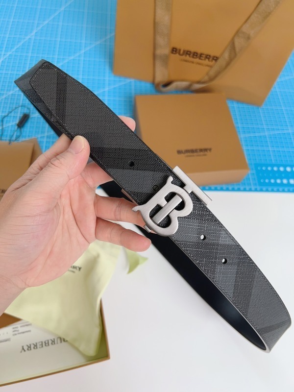 BURBERR The belt -BURBERRY 0012AAC3