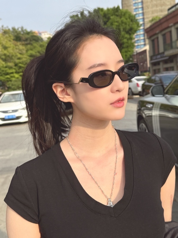 Fendi glasses -FENDI 01449A72