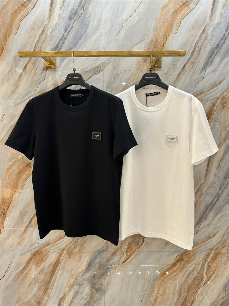 Dolce & Gabbana Clothes D﹡lce & Gabbana T Shirt Top Version $140 F196