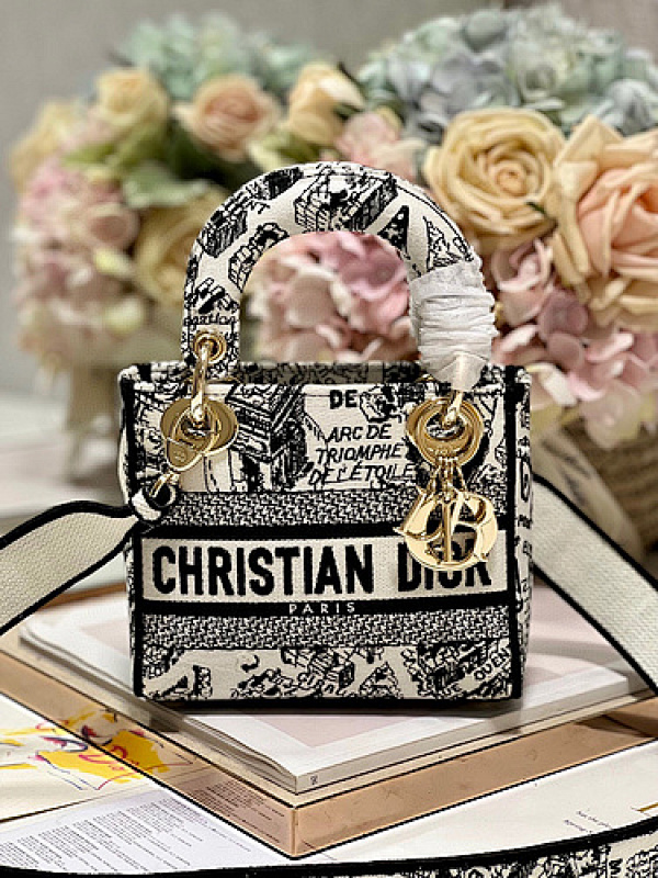 designer bags Size︰17.0x7.5x14.0cm 26F4