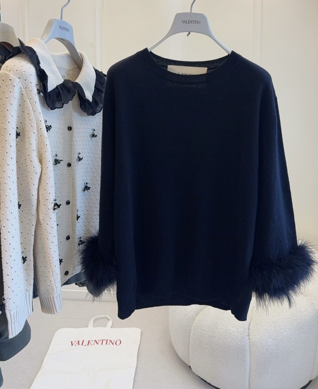 VALENTINO Women clothes -Valentino 00230BA0