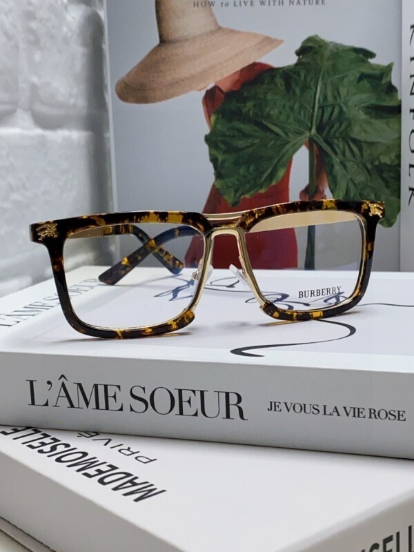 BURBERRY glasses -BURBERRY 00551B52