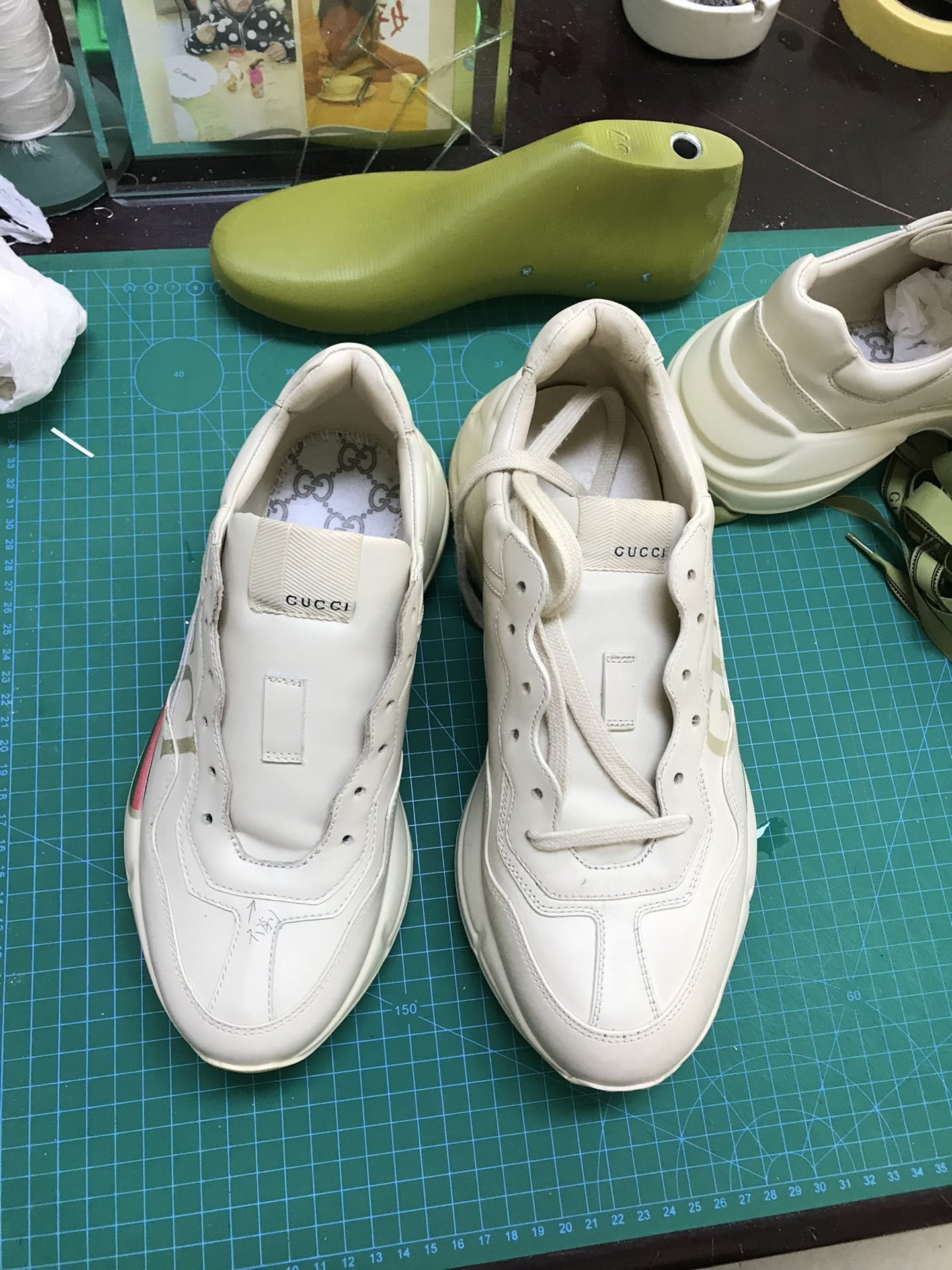 gucci shoes/sneakers-1079