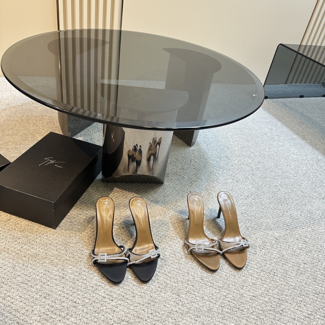 Giuseppe Zanotti GZ shoes 2024 819 3542 8.5CMAC5C