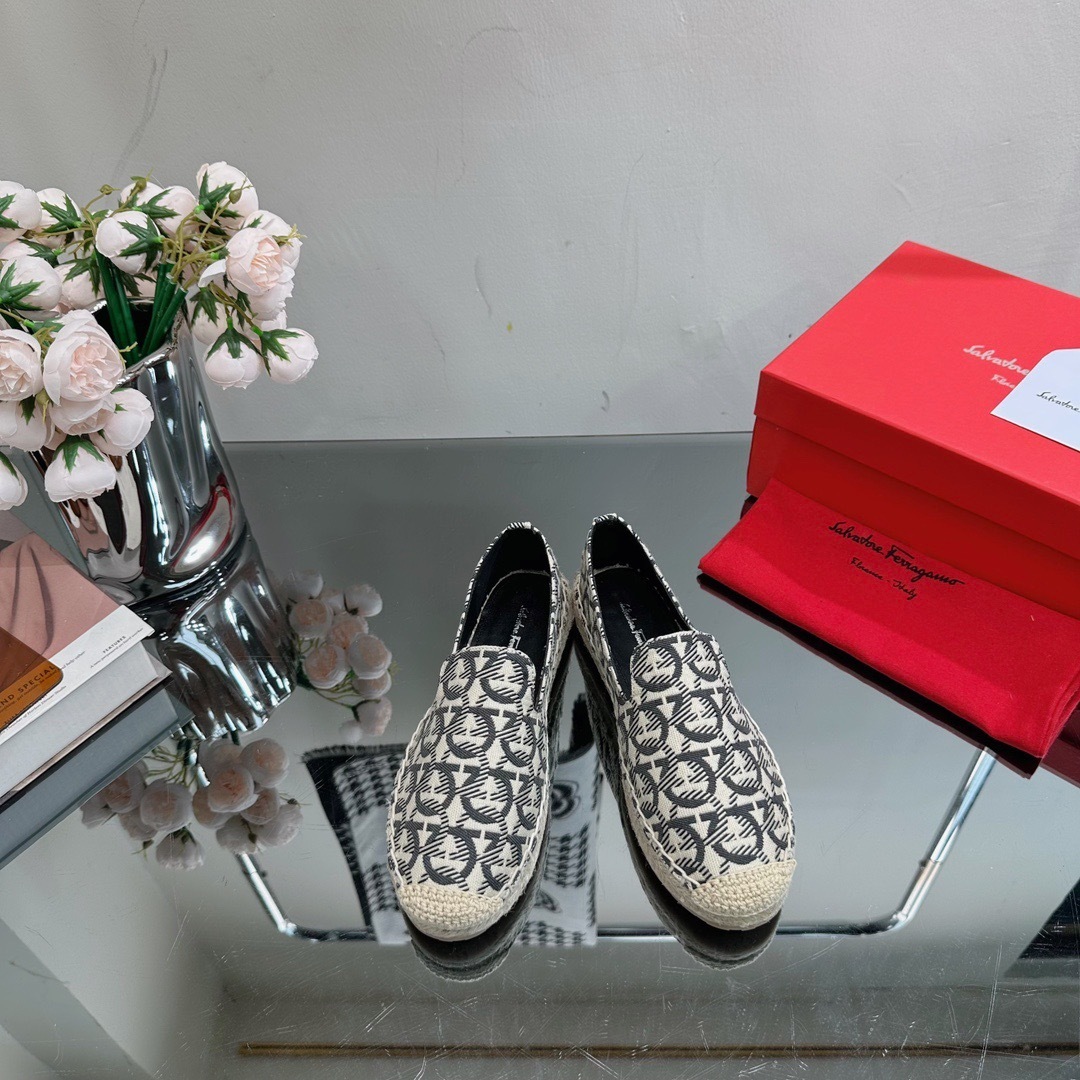 Ferragamo shoes Salvatore Ferragamo shoes size︰eu35-41 321621冠(9BCF)