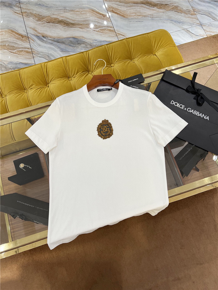 Dolce & Gabbana Clothes D﹡lce & Gabbana T Shirt Top Version $140 8CDC
