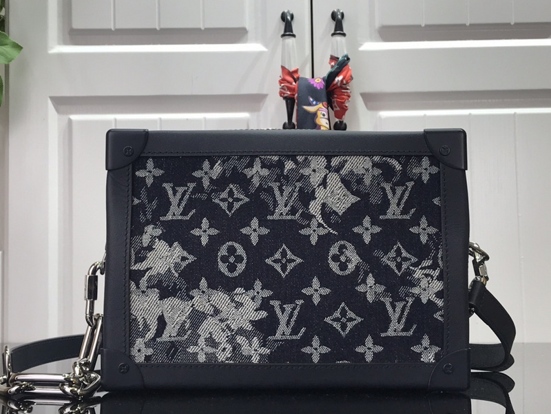 louis vuitton LV SOFT TRUNK M572830DF0
