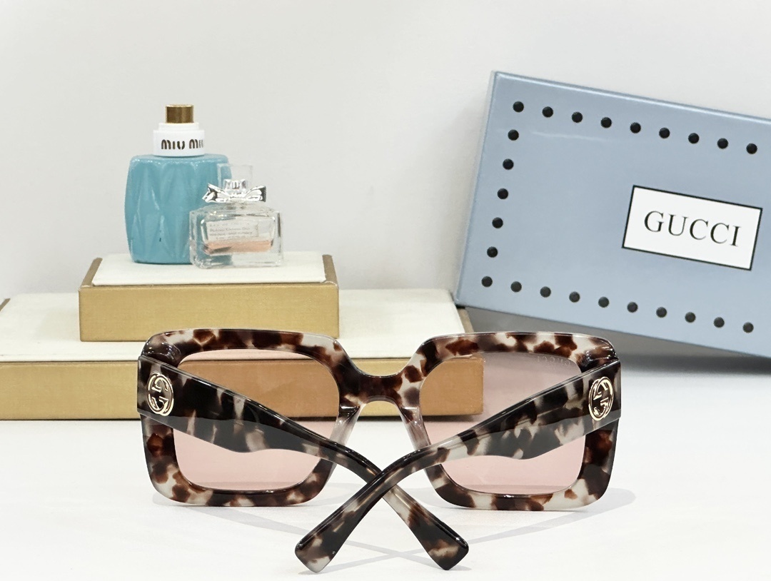 Gucci glasses -GUCCI 0003