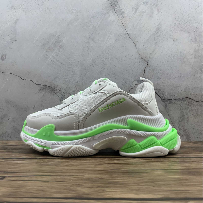 triple s 470 BA LEN CIAGA TRIPLE S DADSHOE WHITE LIGHT GREY GREEN WOMAN 35 39 MAN 40 46 FE93