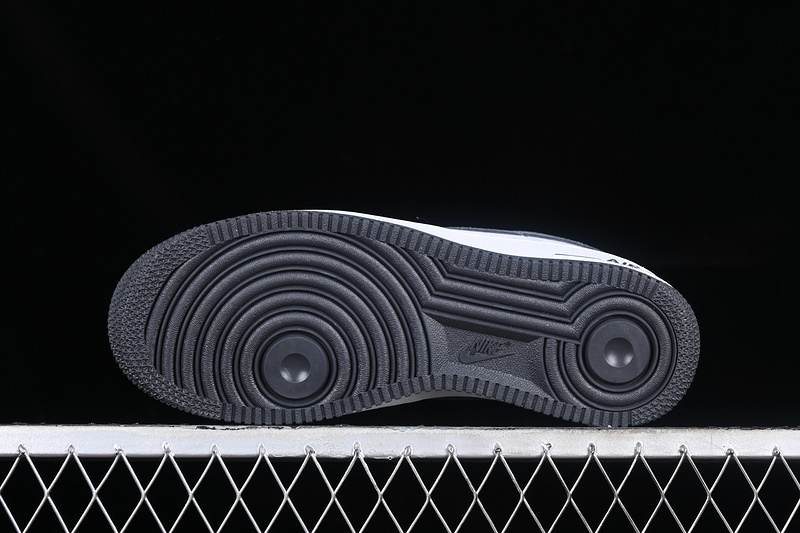 air force 1 300 CN2873 109 AIR FORCE 1 07 LOW WHITE GREY WOMAN 36 39 MAN 40 45 2761