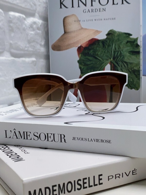 BURBERRY glasses -BURBERRY 0038744A