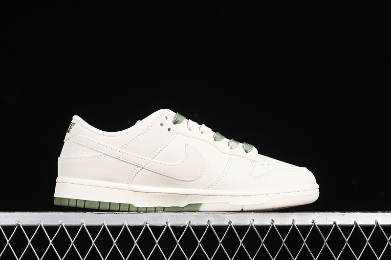 dunk 360 BB8675 109 SB DUNK LOW SUPREME OFF WHITE GREEN WOMAN 36 39 MAN 40 45 33C5