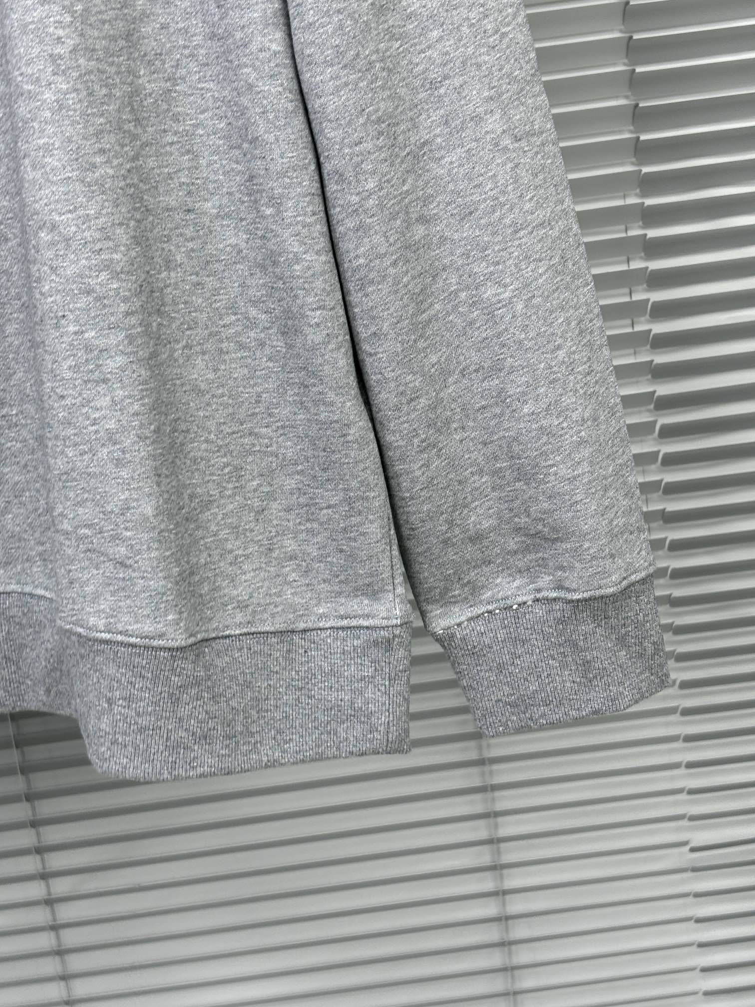 AL100536 Alexander mcqueen clothing top version