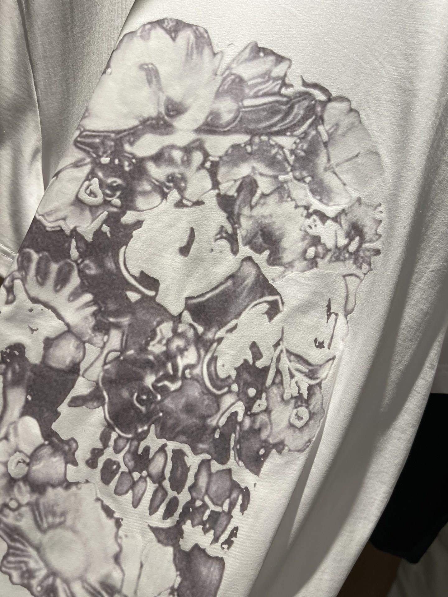 mc628041 alexandder mcqueen t-shirts 2024ss