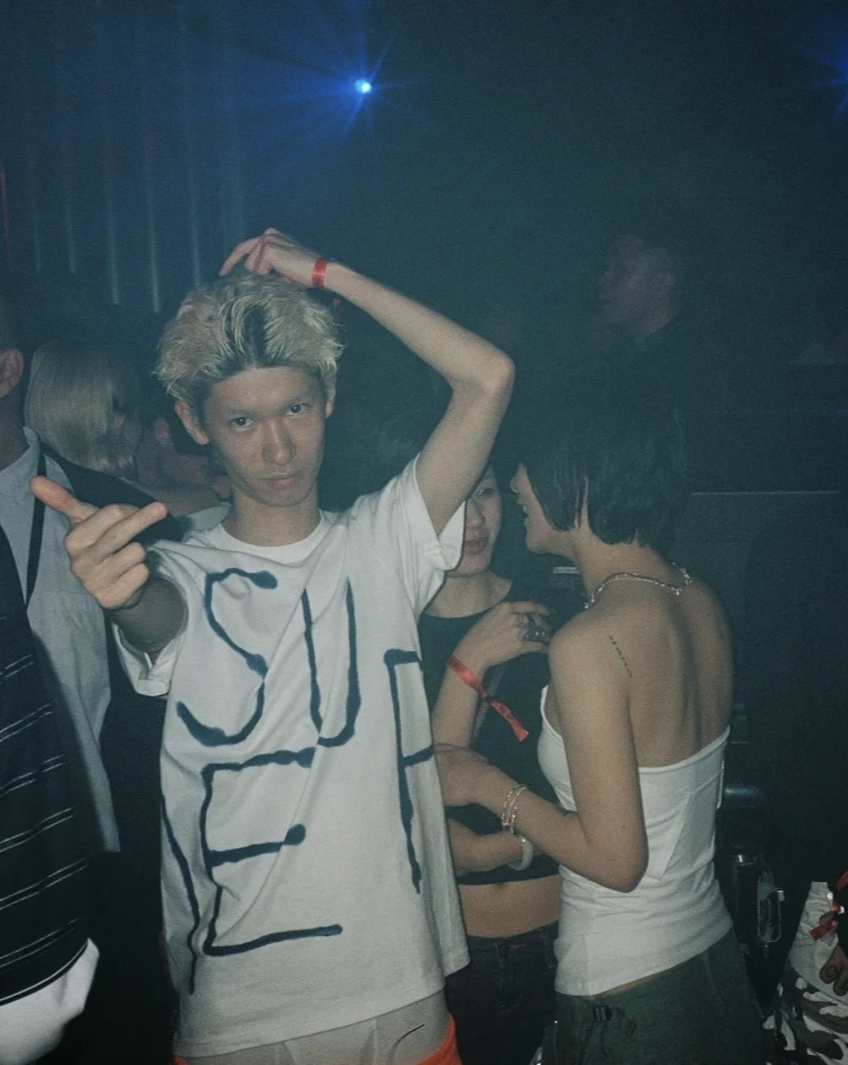 大字T恤 SUPREME SS25 PAINTED TEE