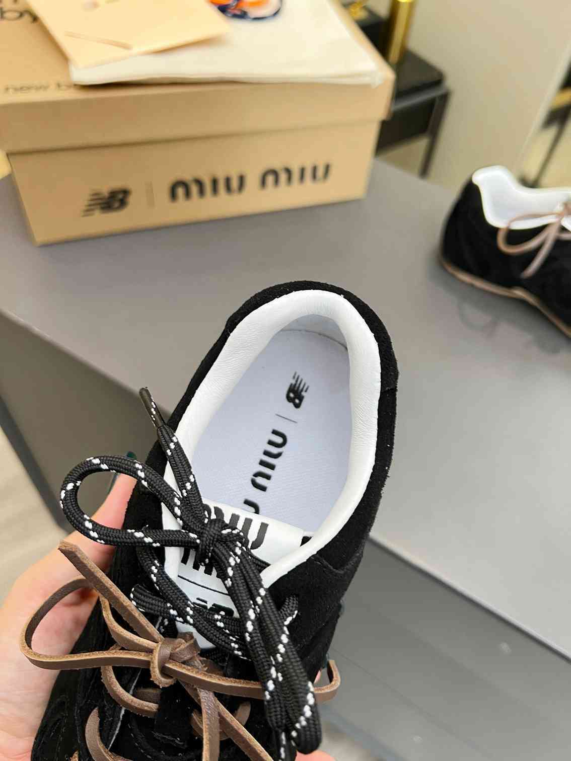 Aa5501290 MiuMiu缪缪 x New Balance NB530👫情侣款 35-45