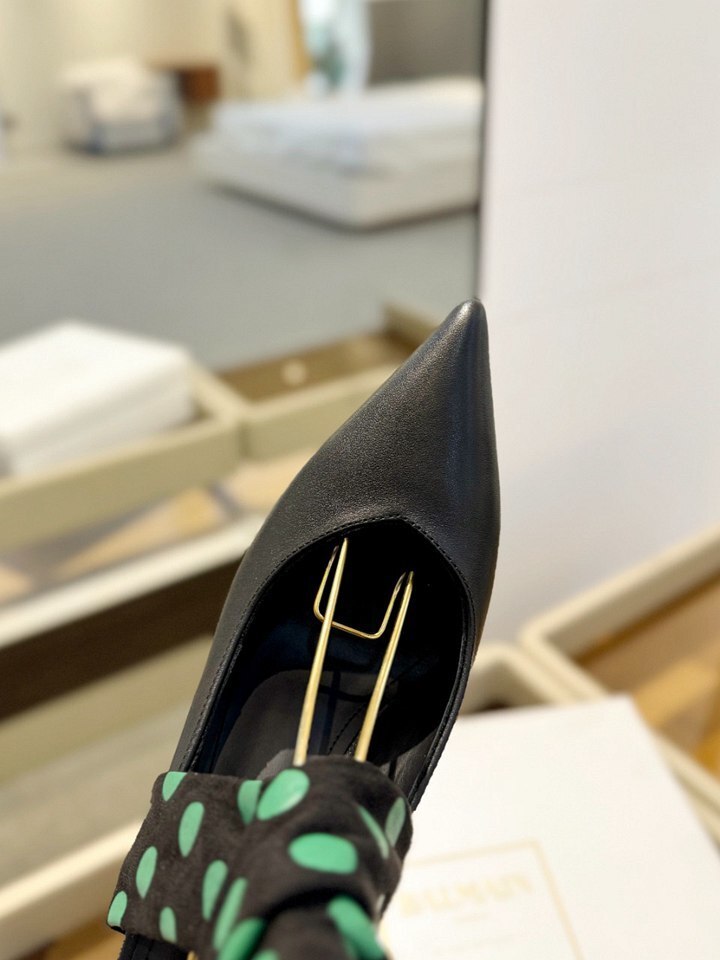 B8156330 巴尔曼春夏款走秀后绑带高跟拖鞋 36-39