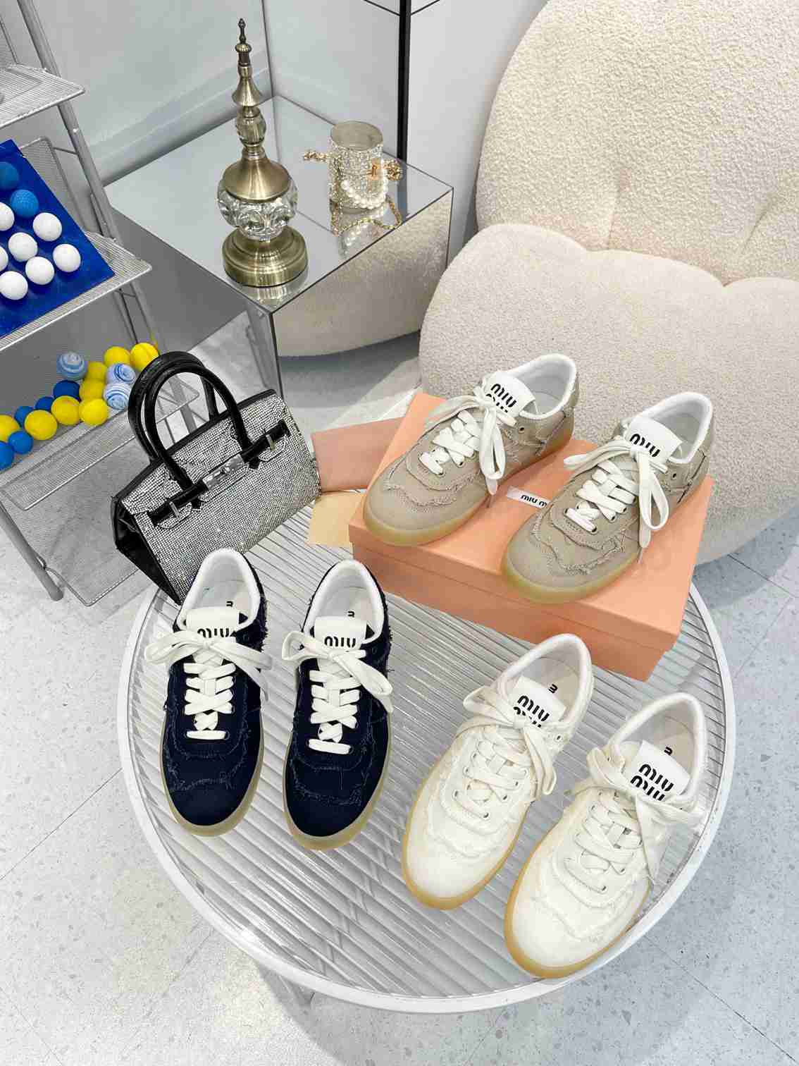 As5523210 Miu Miu 缪缪🌸 休闲小白鞋～ size ：女35-41