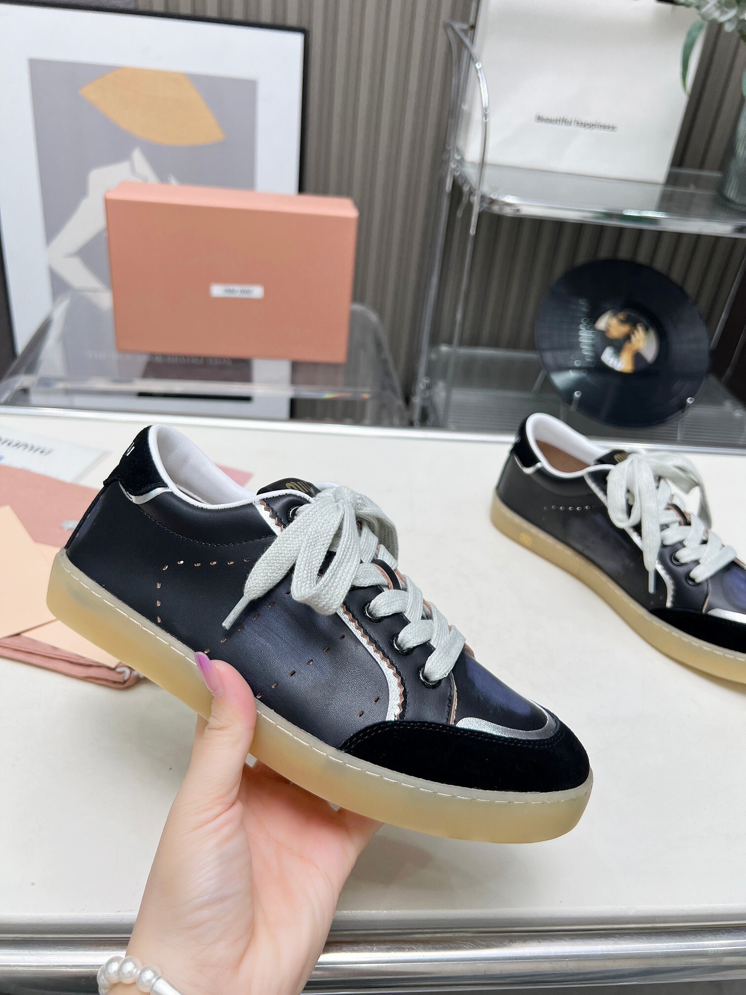 B8127260🔥🔥🔥🔥MIUMIU 缪缪 复古休闲鞋 35-40