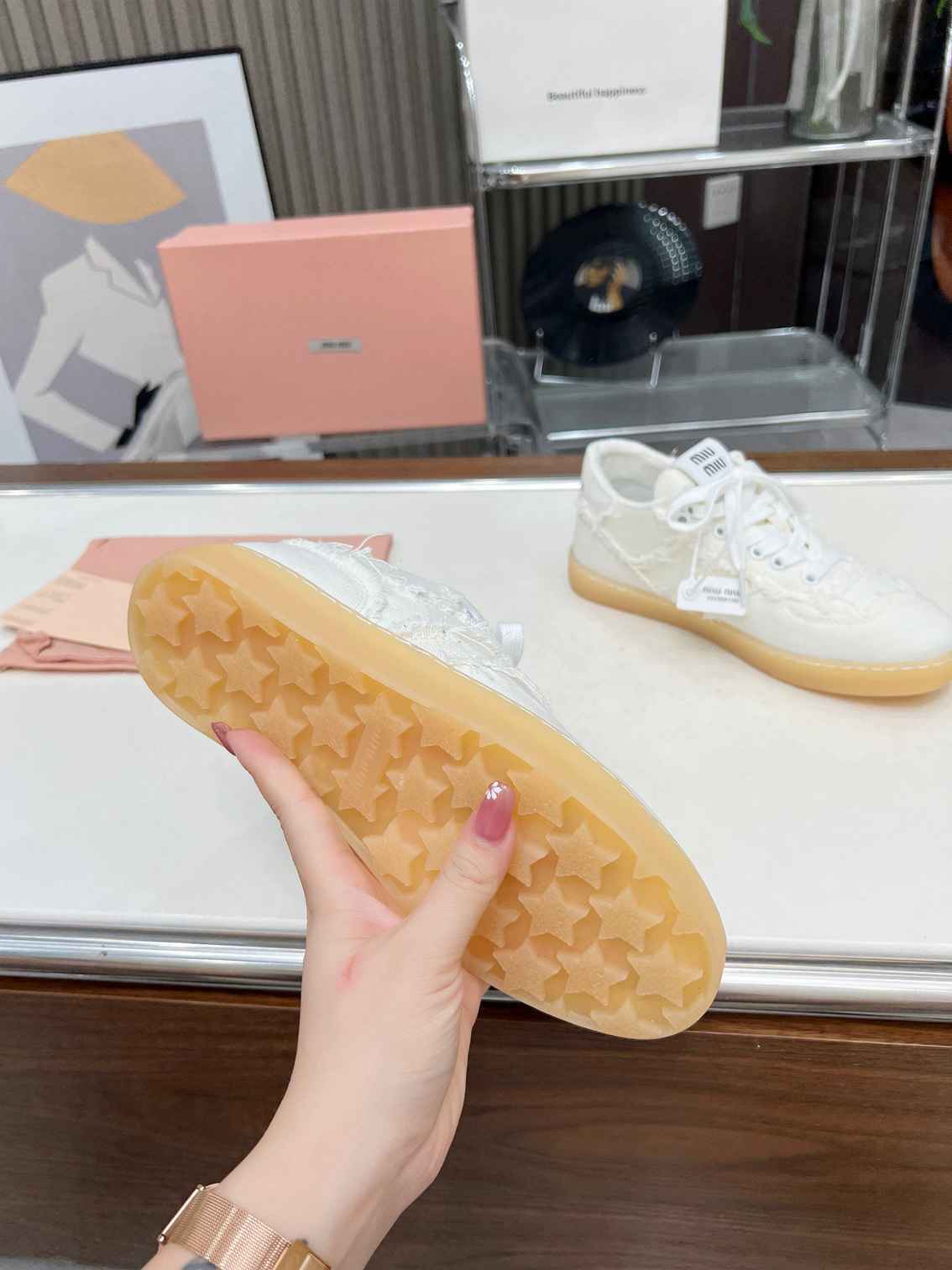 B8127210 🔥🔥🔥🔥Miumiu 新款乞丐休闲鞋 35-40