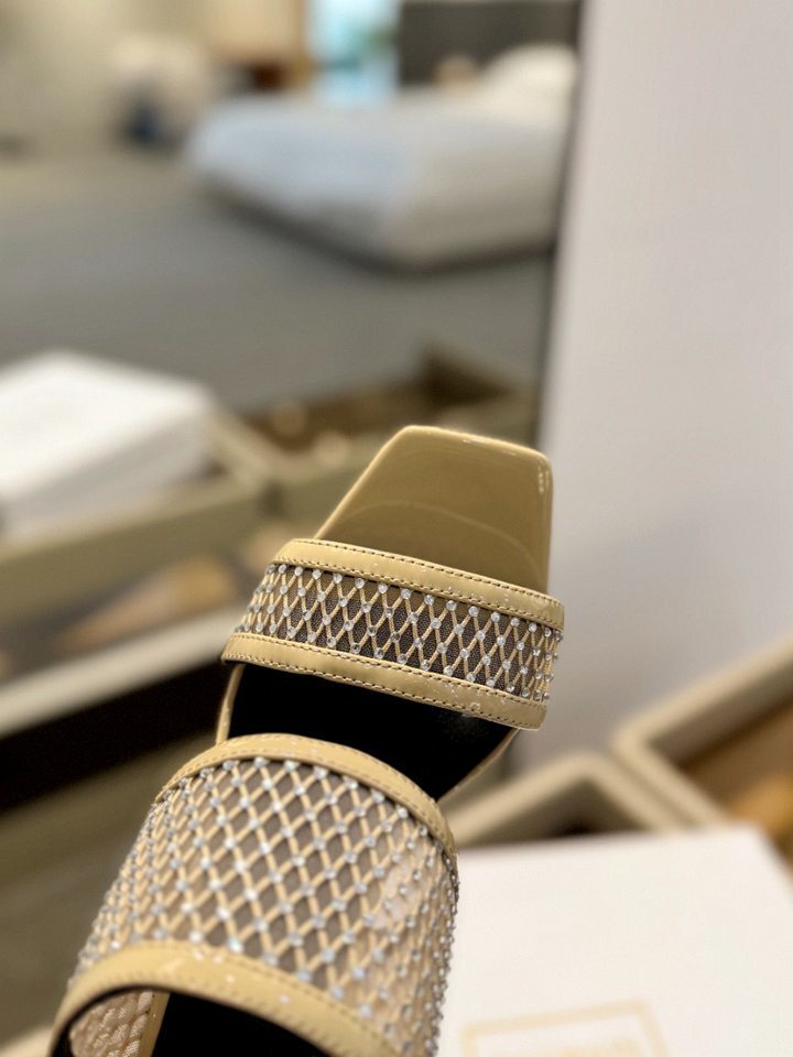 B8156300 巴尔曼 走秀网布水钻高跟拖鞋 36-39码